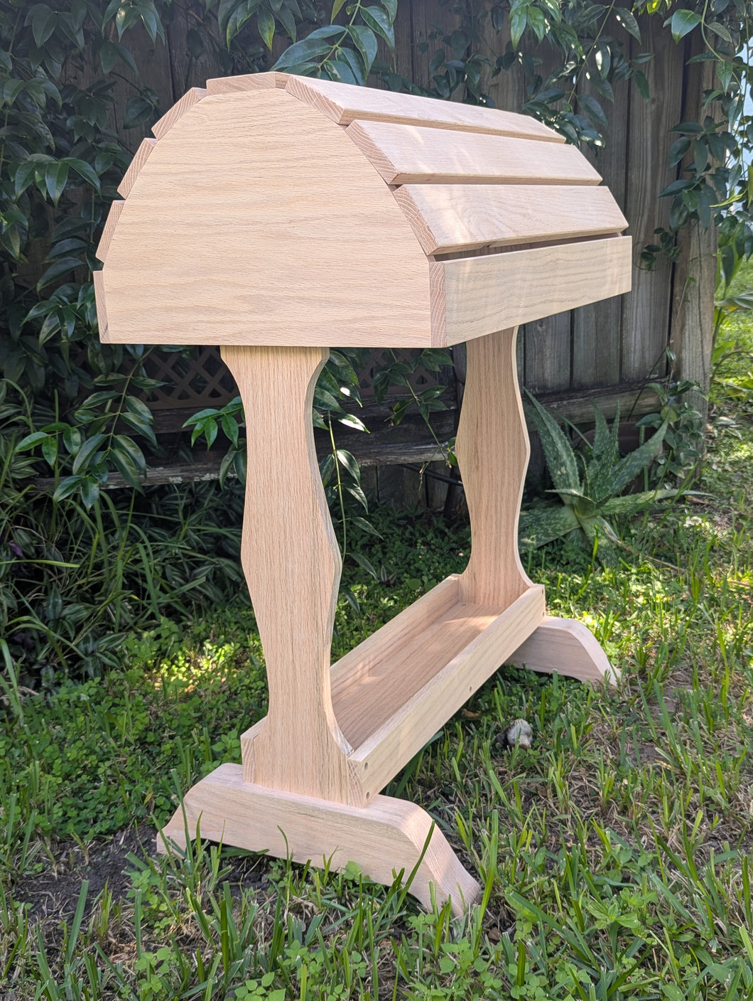 Classic Oak Saddle Stand with Graceful Curved Legs / Free Shipping