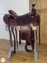 Saddle Stand - Greentrunksnmore